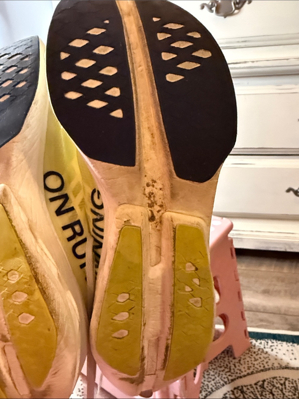 OnCloud CloudBoom Strike Women’s Running Shoes - Yellow - Picture 10 of 16